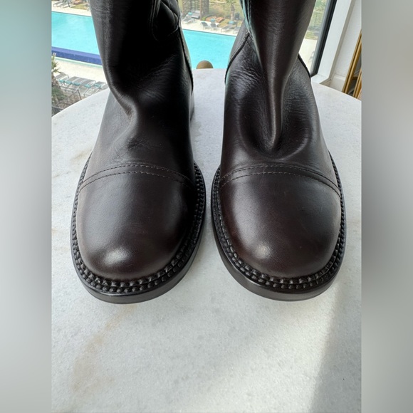 CHANEL - Brown Quilted Riding Boots, Interlocking Logo- Authentic- size 37 - Picture 10 of 14
